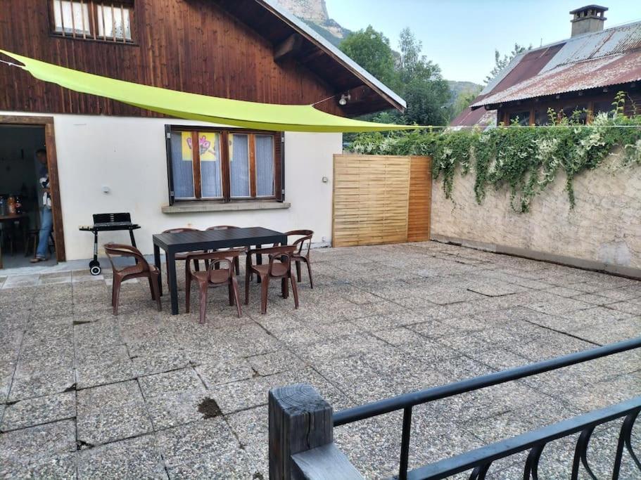 Holiday home A Decouvrir Superbe Maison Calme Et Lumineuse